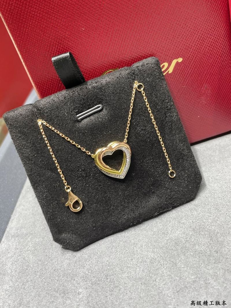Ca*t1er necklaces
